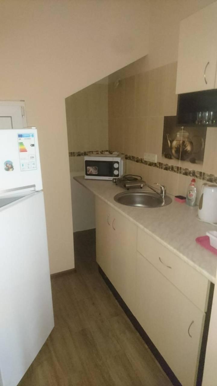 Guest House Chornomorsk Buitenkant foto