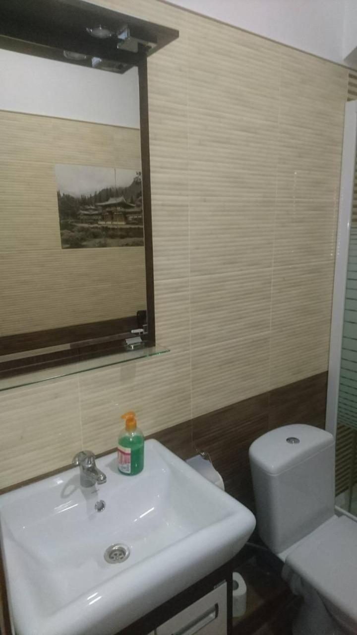 Guest House Chornomorsk Buitenkant foto
